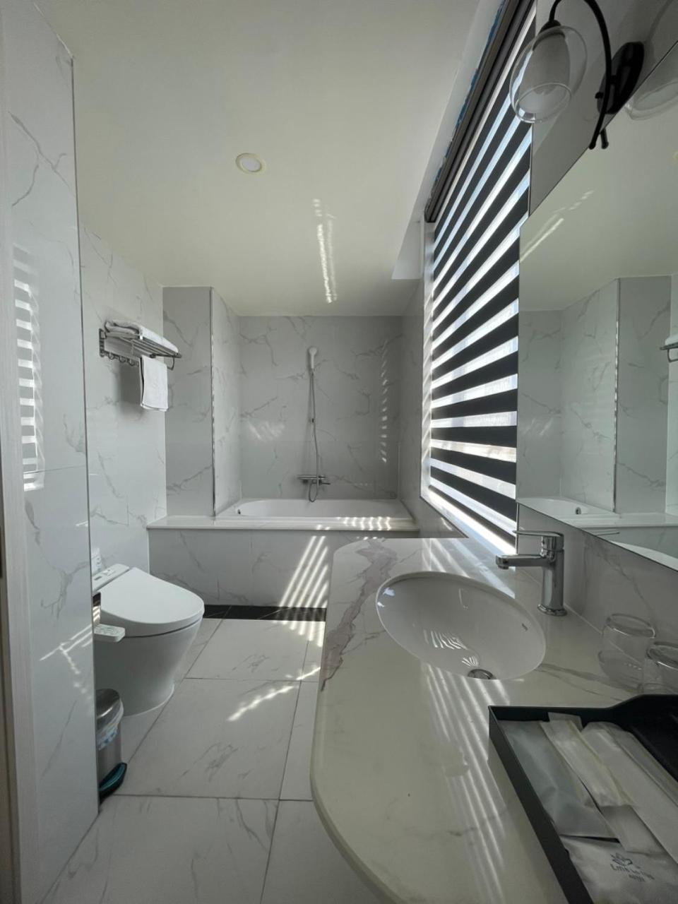 هاي فونج Lotus Hotel & Apartment المظهر الخارجي الصورة